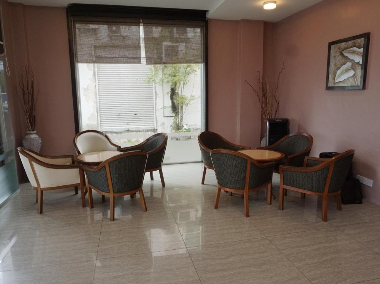 Hotel Seri Pauh George Town Buitenkant foto
