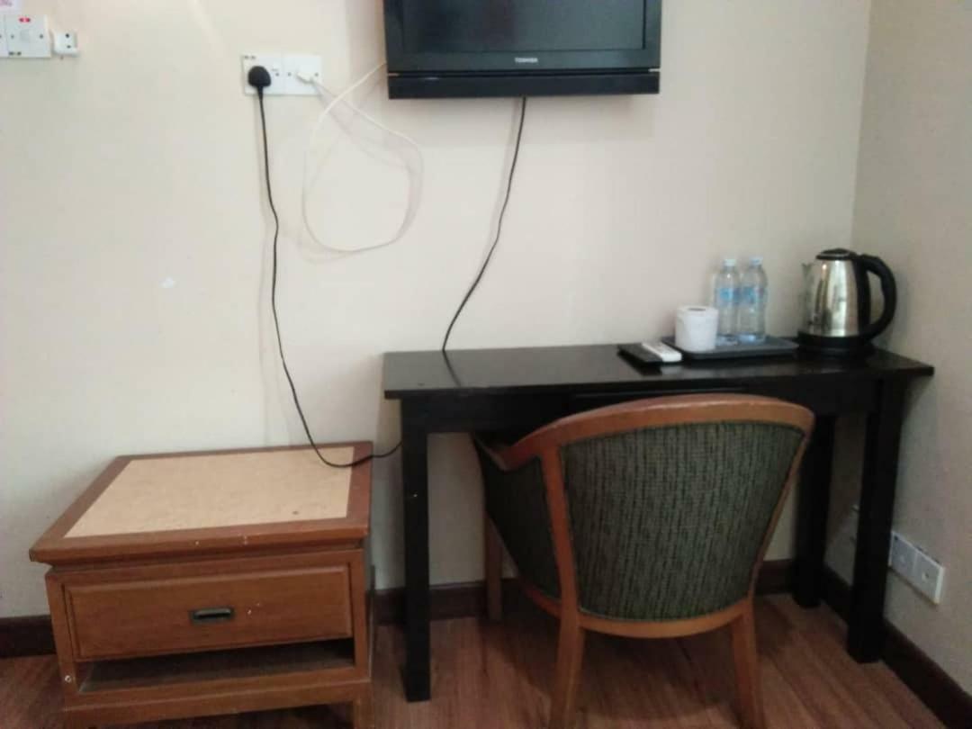 Hotel Seri Pauh George Town Buitenkant foto